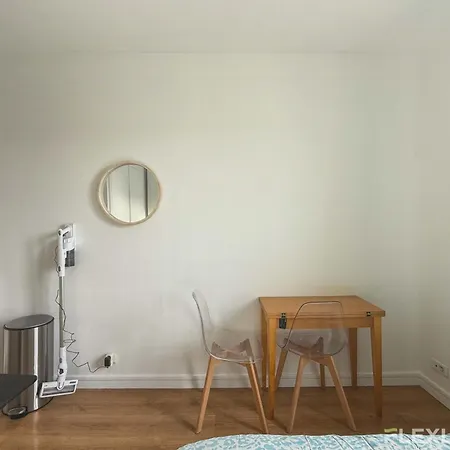 Flexliving - - 27 Brune